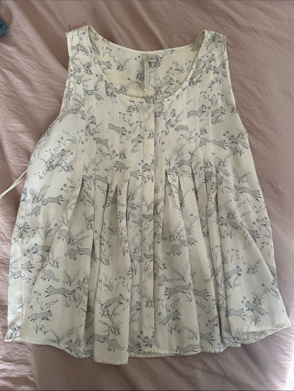 LC Lauren Conrad Collection Fox Tank Top - Size Small - White/Light Cream